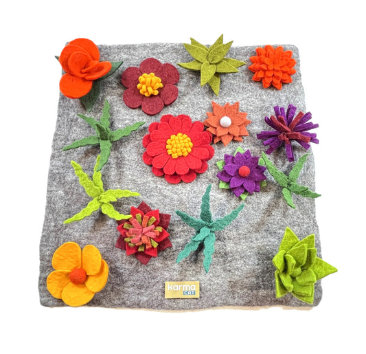 Field of Flowers Cat Activity Mat